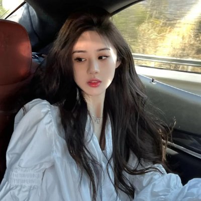 俏探女娇娃